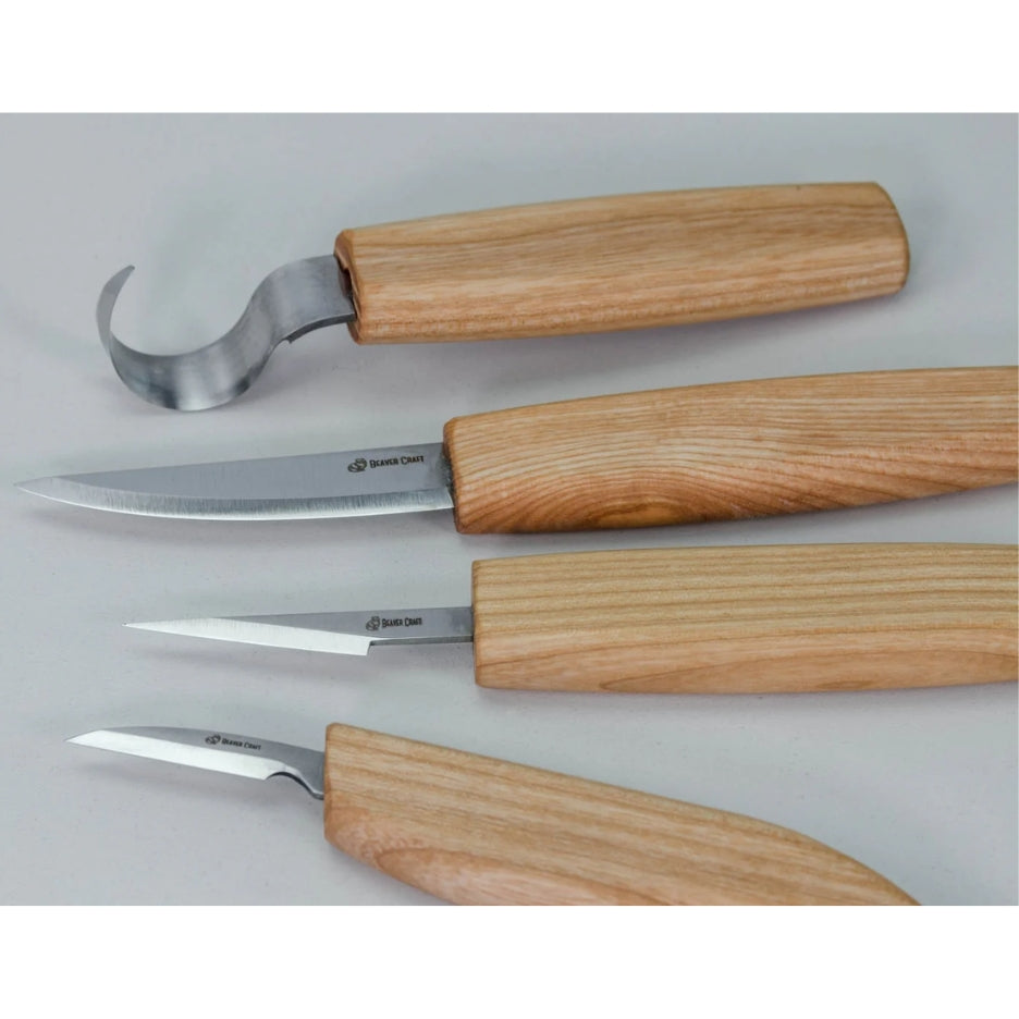 Closer look at Beavercraft Knives