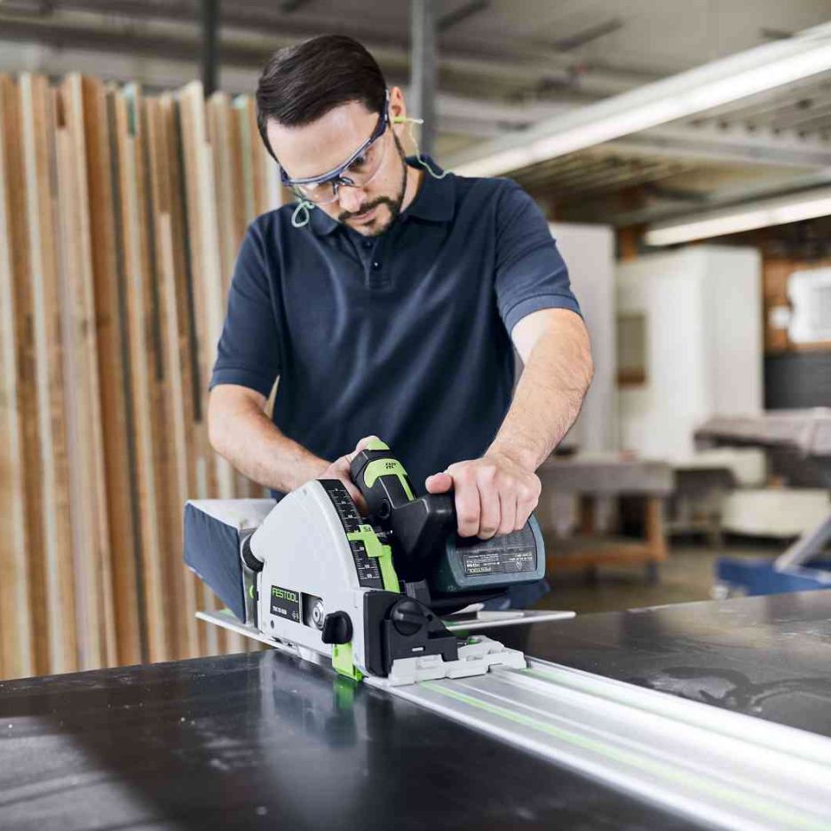Festool 1400mm Guide Rail FS 1400/2 being used with a Festool track saw