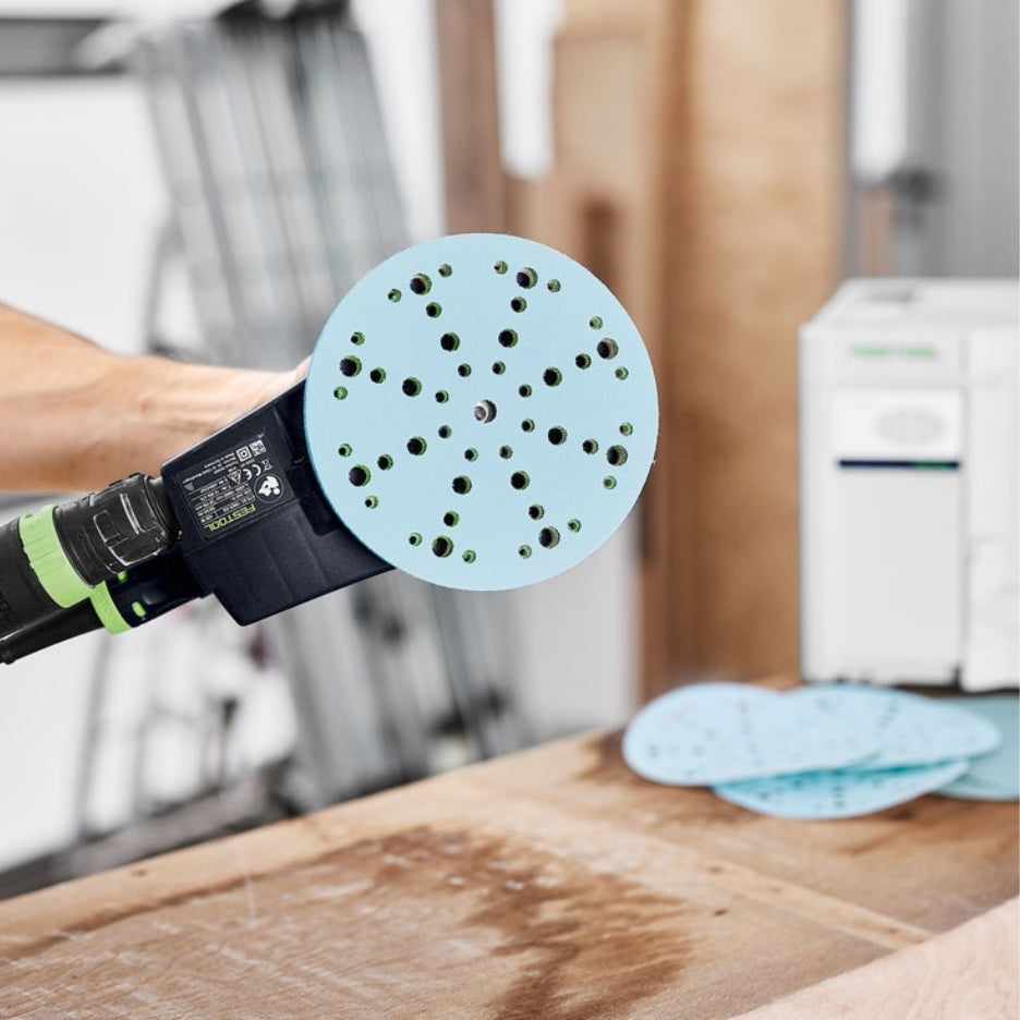 Hand holding sander with Granat abrasive