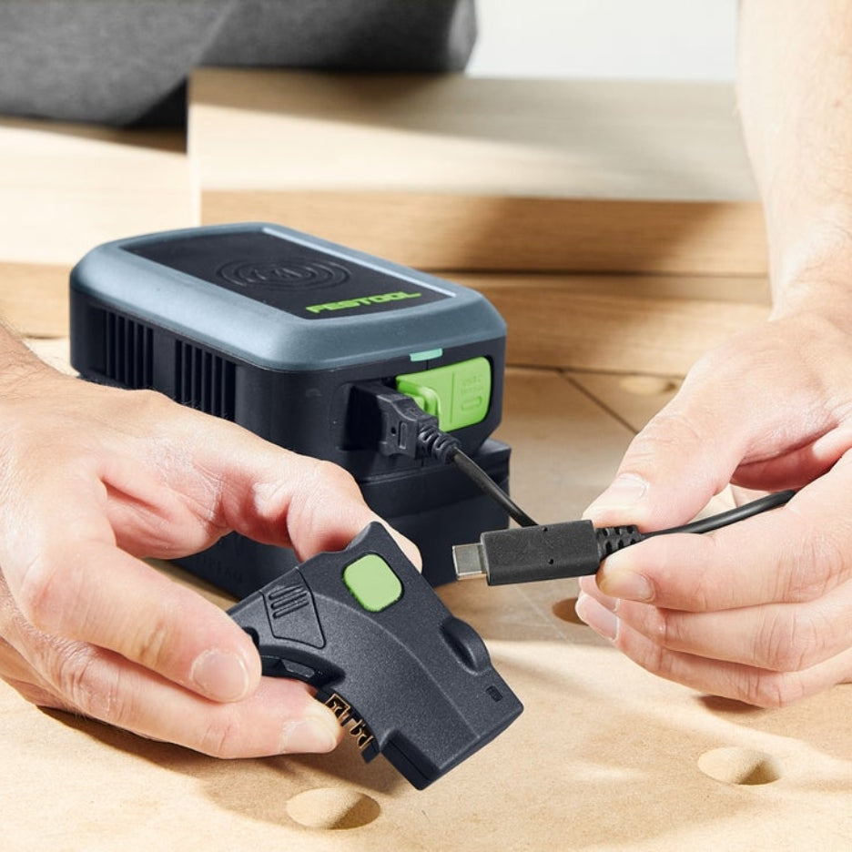 USB-C interface: Easy to charge with a USB-C cable on a PC or with a mains adapter (not included in the scope of delivery).