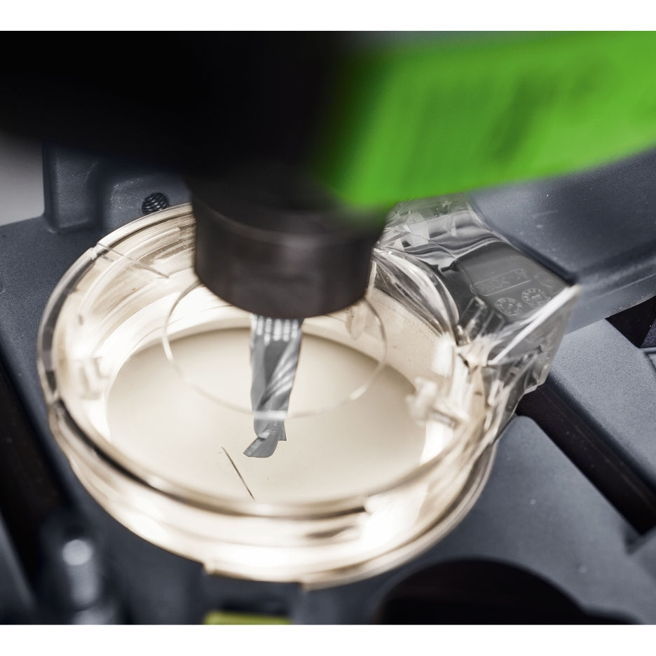 Light Module provides up to 6 hours of runtime per charge