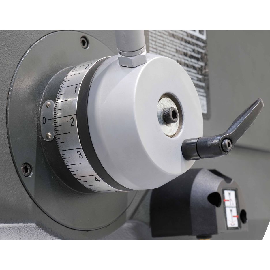 Manual depth setting on the quill handle