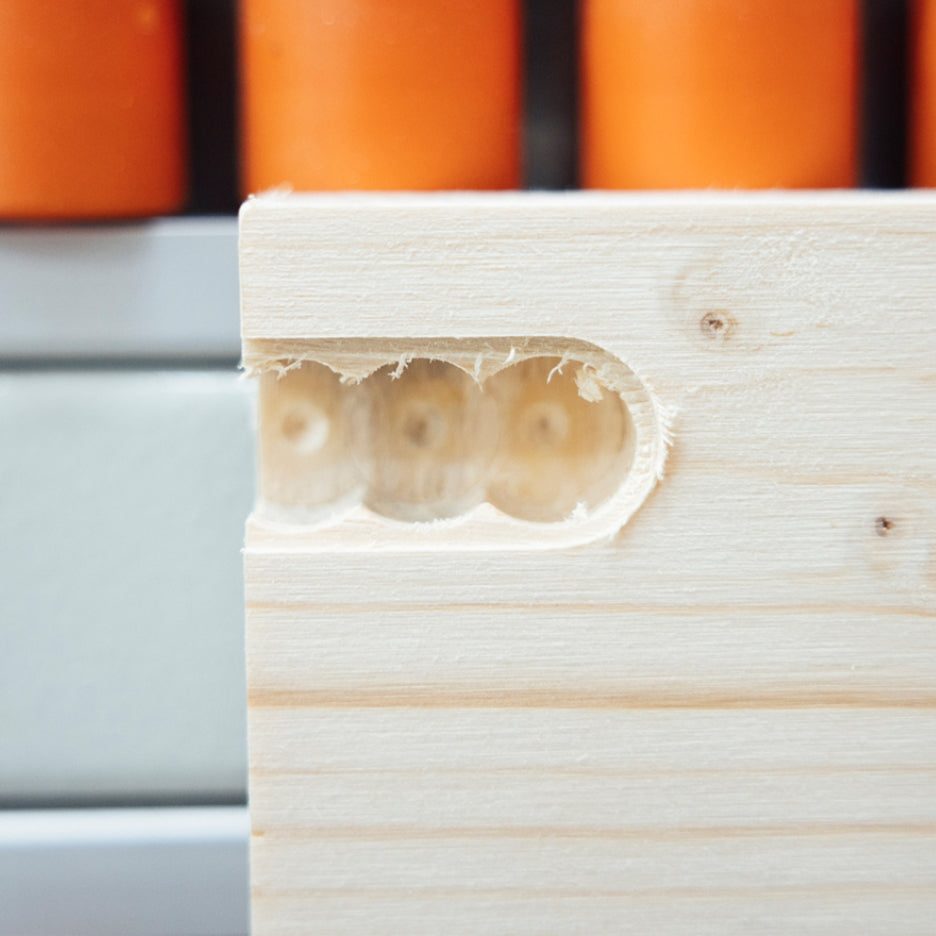 Hole in wood to accommodate Lamello Cabineo X