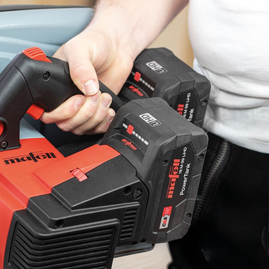 With 2 CAS batteries for exceptional power, independence and thanks to the CAS battery system, nothing stands in the way of flexible use of other system partners.