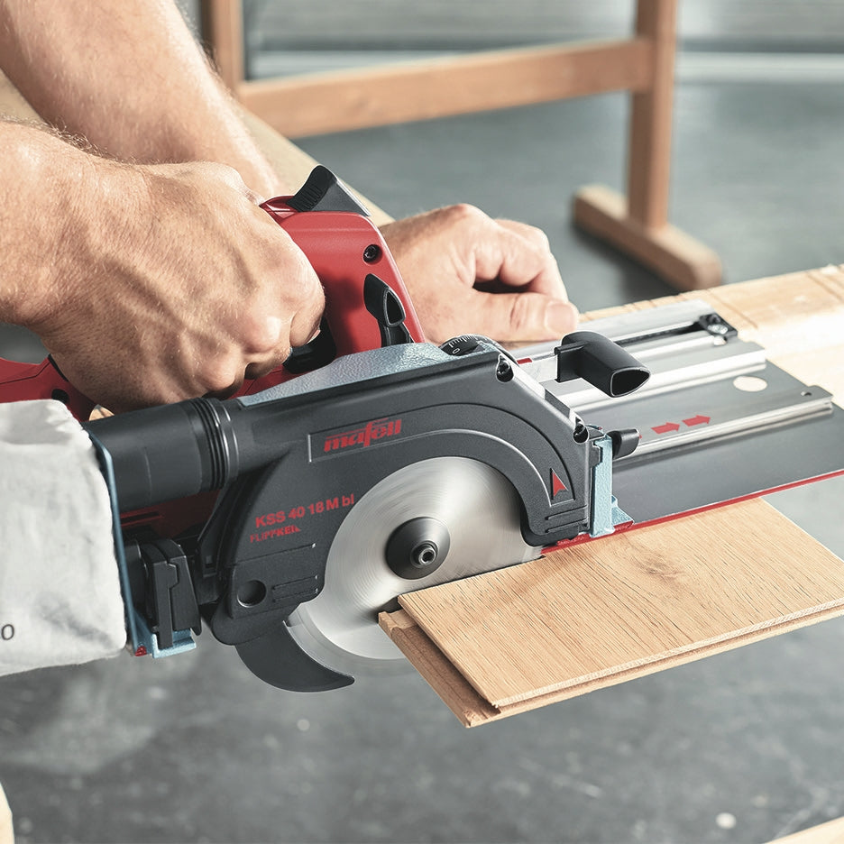 Mafell Cordless Crosscutting System KSS 40 18M bl cutting floor board