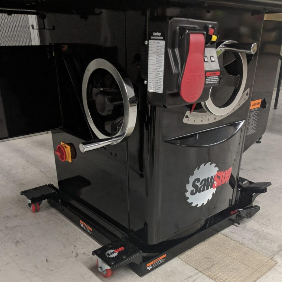 SawStop Industrial Mobile Base with Hydraulics for ICS with Industrial Table