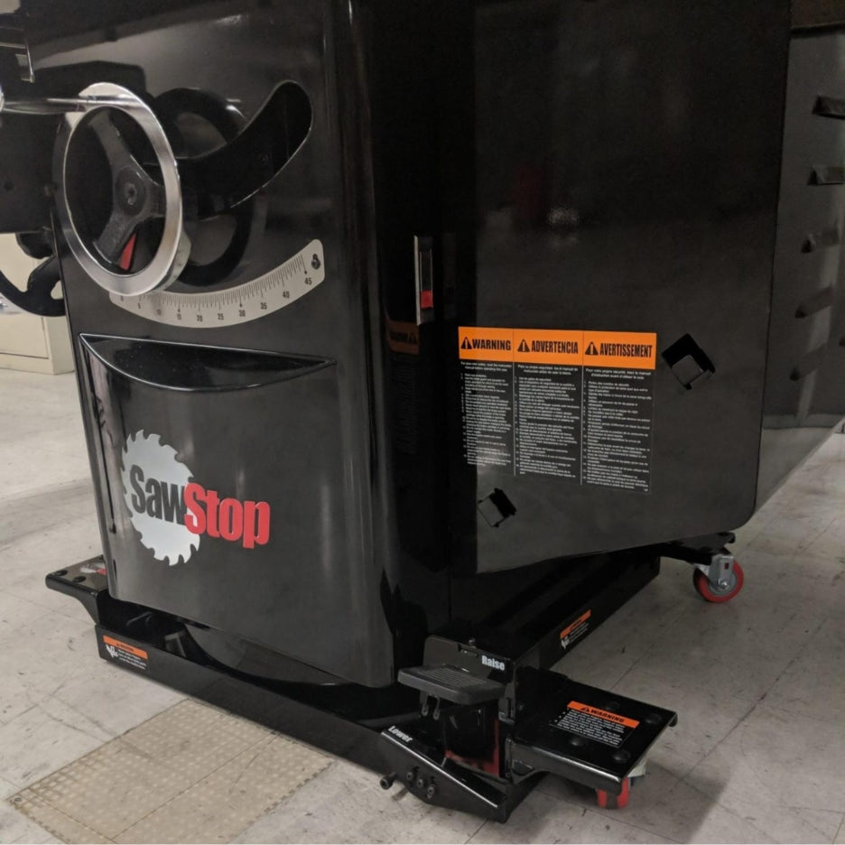 SawStop Industrial Mobile Base with Hydraulics for ICS with Industrial Table