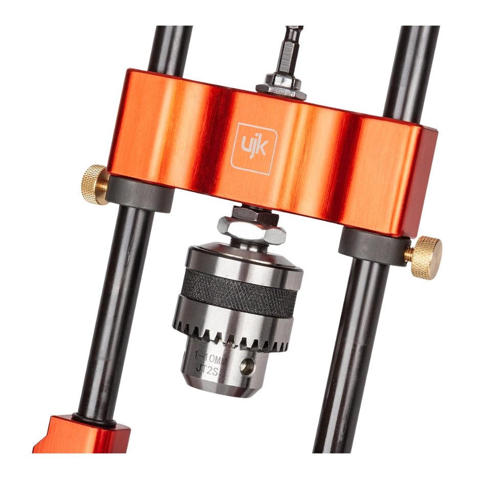 Fitted with 10mm chuck, suitable for a wide range of drill bits