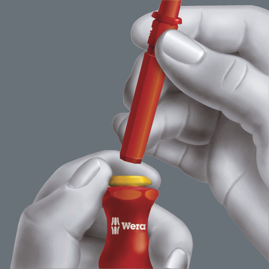 The handle/interchangeable blade system allows rapid exchange of the blades required for a wide range of applications.