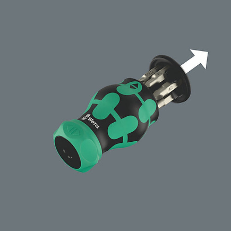 Handle with integrated bit
magazine