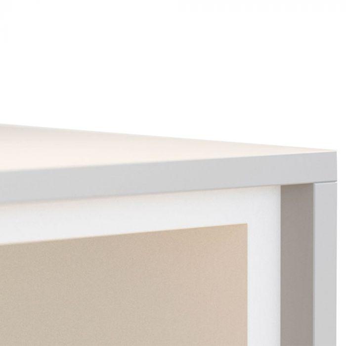 A butt joint created with Lamello Tenso P-10 Self-Clamping Connectors