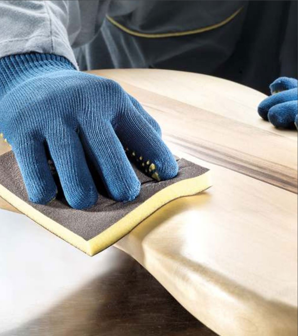 Sanding a contour with siasponge flex