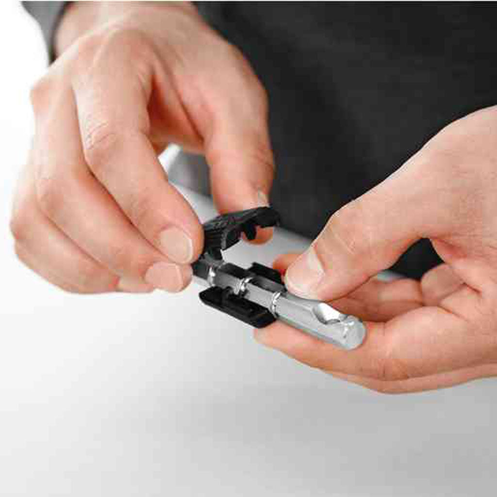 The half shells for the D14 double ended bolts positively snap together, and can be taken apart to change the configuration.