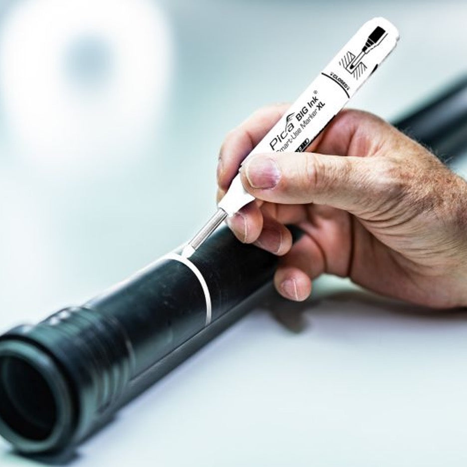 Pica Big Ink Smart-Use Marker white marking dark plastic pipe