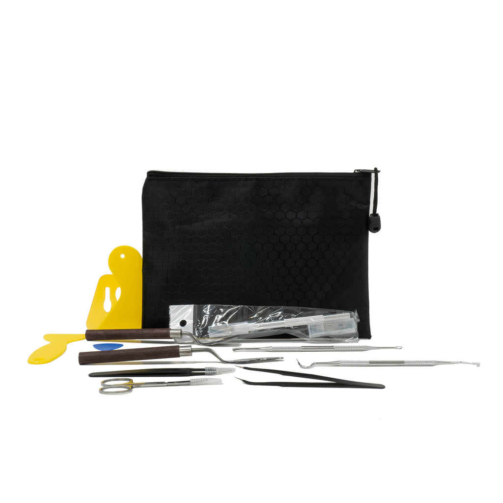 Vinyl accessory kit with craft knife, craft knife blades, tweezers, rule, weeding tools, pallet knife, scrapers, scissors