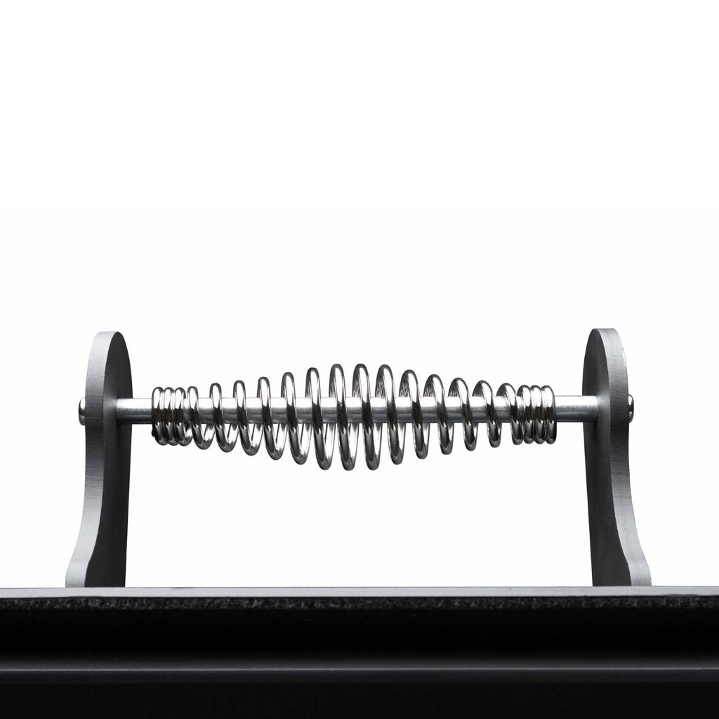 A Yoder Smokers YS640S Pellet Grill stay cool handle.