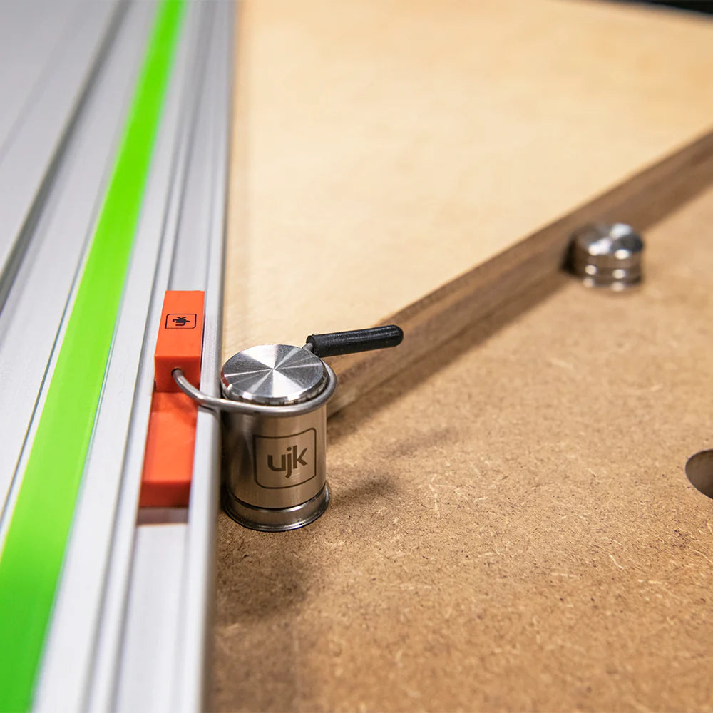 UJK Tools Expanding 20mm Dogs 30mm height 108820