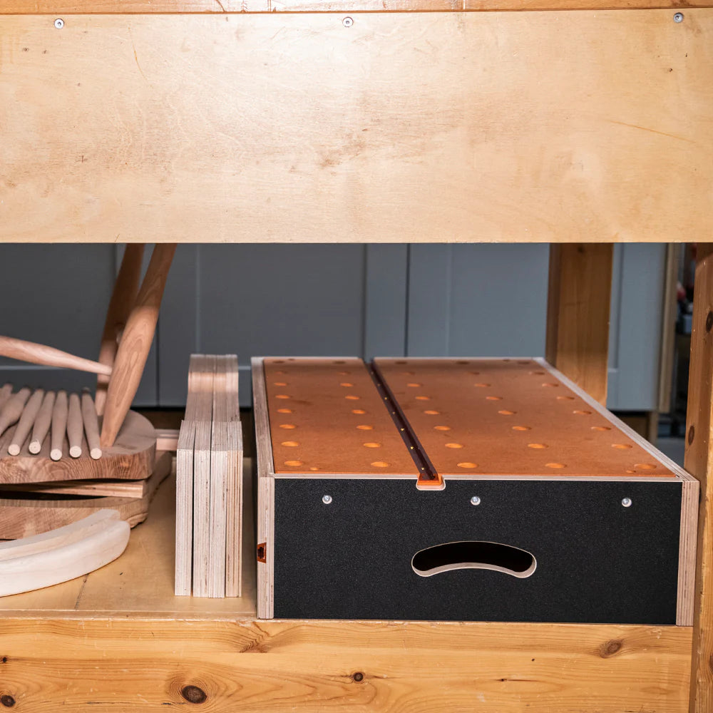 UJK Tools Compact Multifunction Workbench 109405