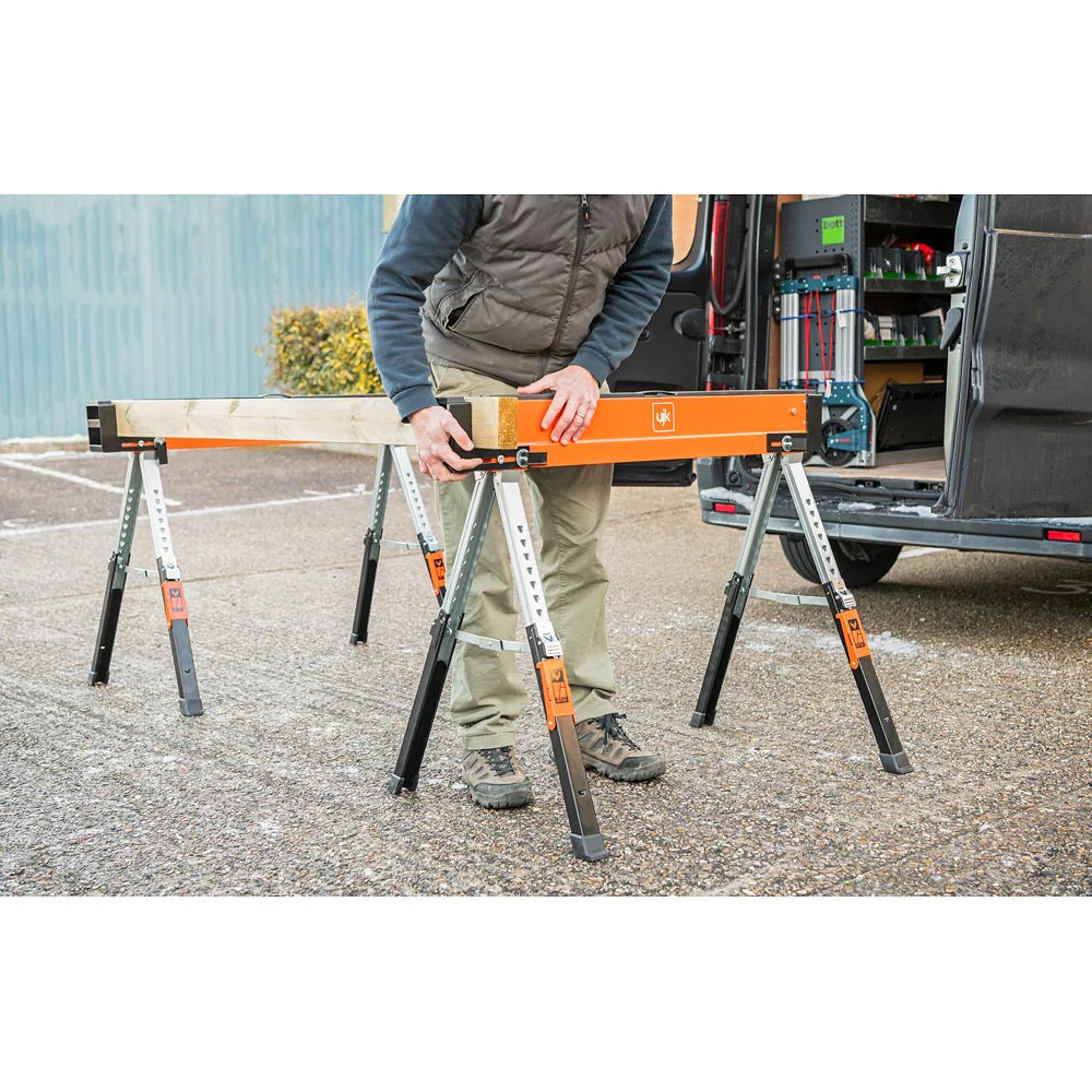 UJK Tools Sawhorses 112146