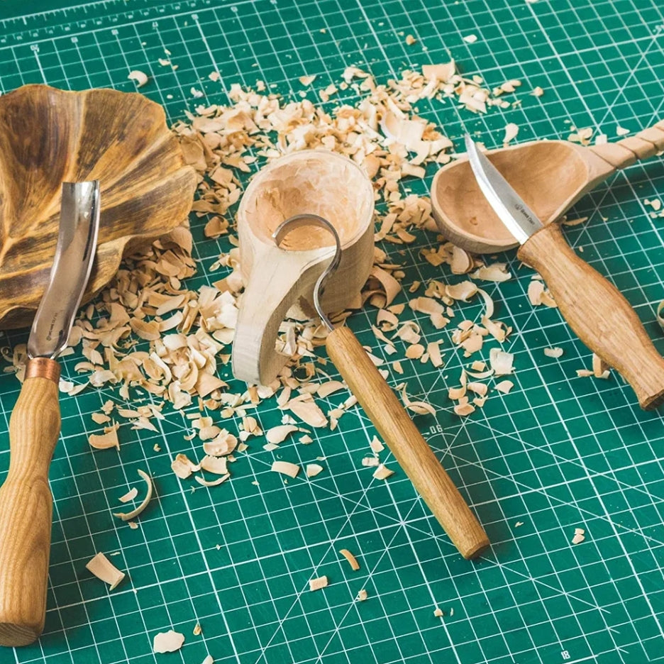 Beavercraft Spoon Carving Set With Gouge on a green cutting mat