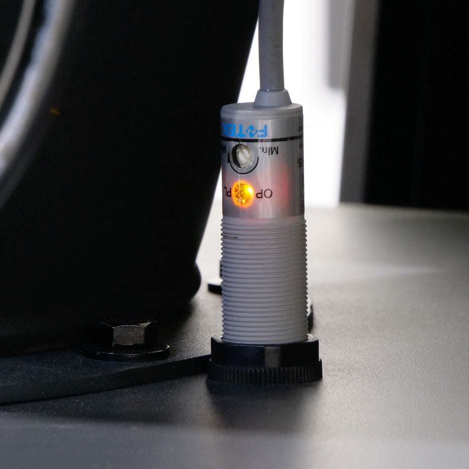 Laguna P|Flux Cyclone Dust Collector 1.5 HP with HEPA Filter MDCPF15110 drum sensor red