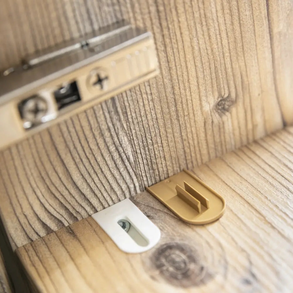 Cabineo cover caps snap into place and provide a cleaner look. These caps work with&nbsp;the Cabineo 8 and Cabineo 12 connectors.