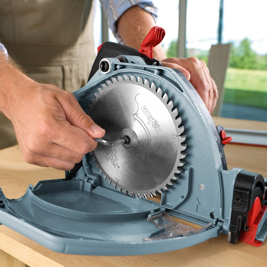 World’s fastest/safest blade change