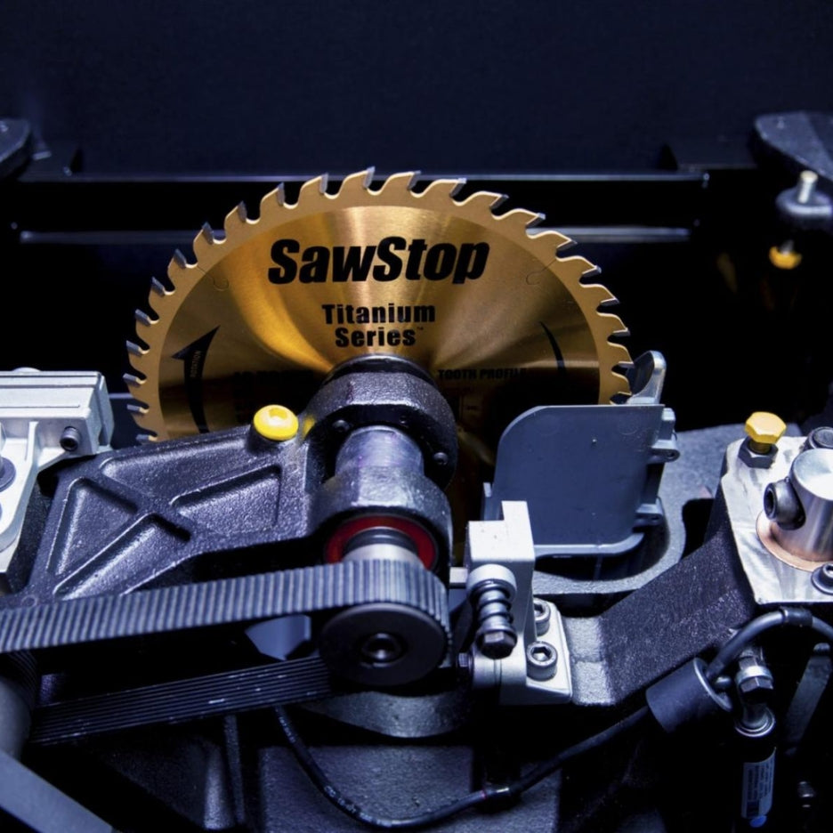 SawStop Industrial Cabinet Table Saw's Titanium Series blade