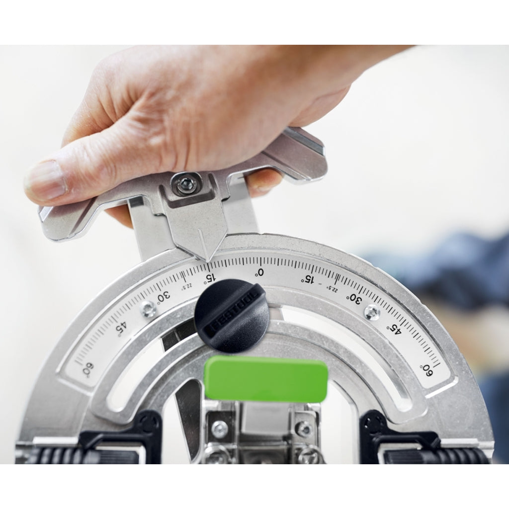 A hand rotates the metal arm along the protractor to 15 degrees on the scale before locking with blue knob..